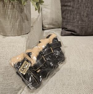 Brand New DOG AUSTRALIA boots XS/S